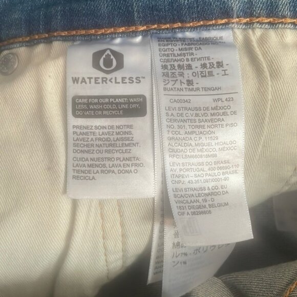 Levi’s 511 56 Men’s Slim Stretch Cutoff Jean Shorts Size 56 - Picture 2 of 8